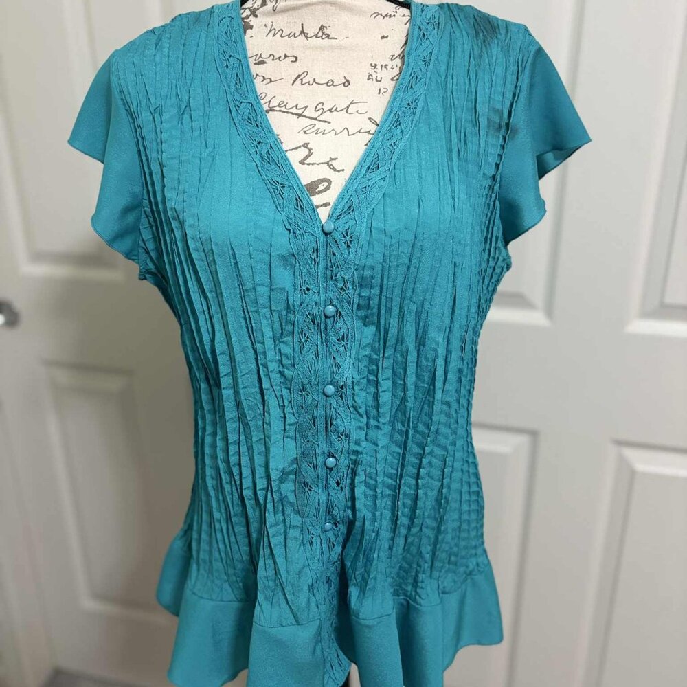Women's Pre-Owned Turquoise Crinkle Sleeveless Blouse by Cato Size 3XL-W